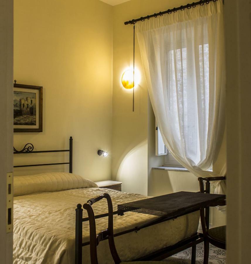 Don Angelo Petito Bed & Breakfast Napoli Ngoại thất bức ảnh