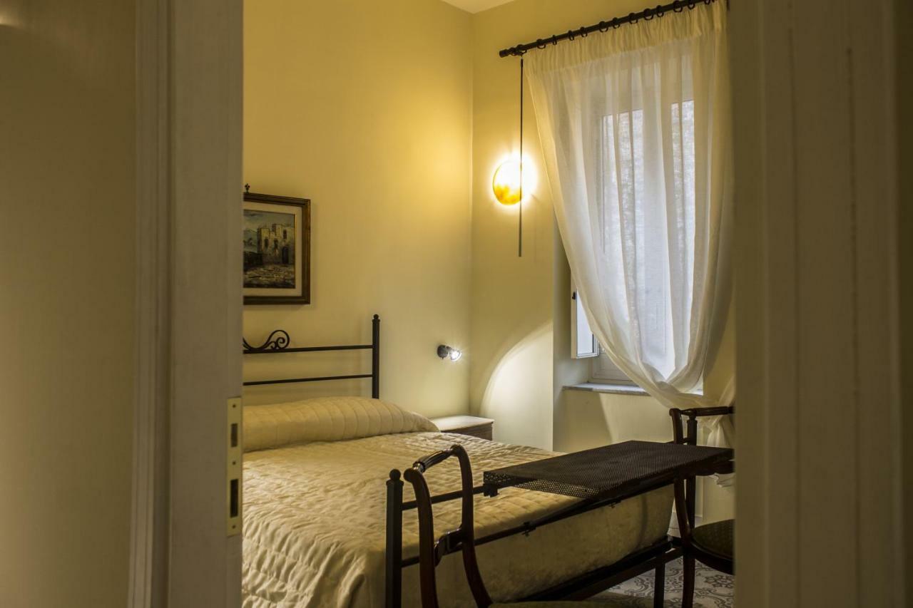 Don Angelo Petito Bed & Breakfast Napoli Ngoại thất bức ảnh