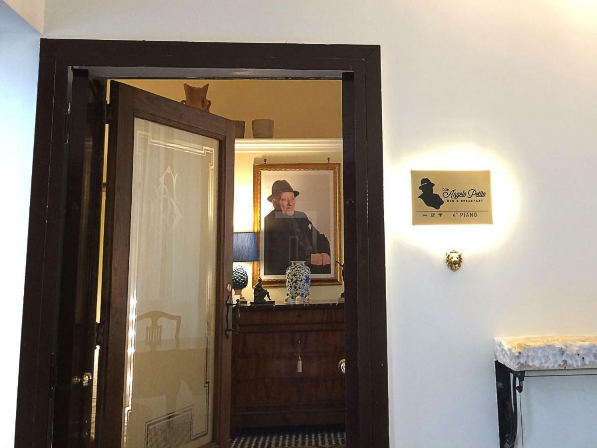Don Angelo Petito Bed & Breakfast Napoli Ngoại thất bức ảnh