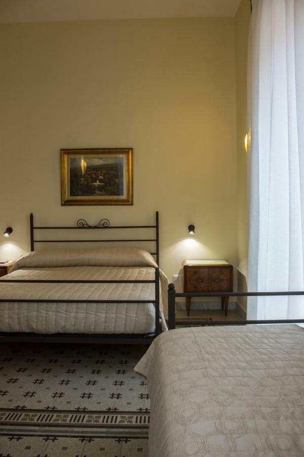 Don Angelo Petito Bed & Breakfast Napoli Ngoại thất bức ảnh